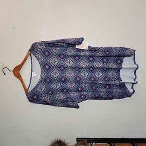 LULAROE Medium Irma Patterned Stretchy